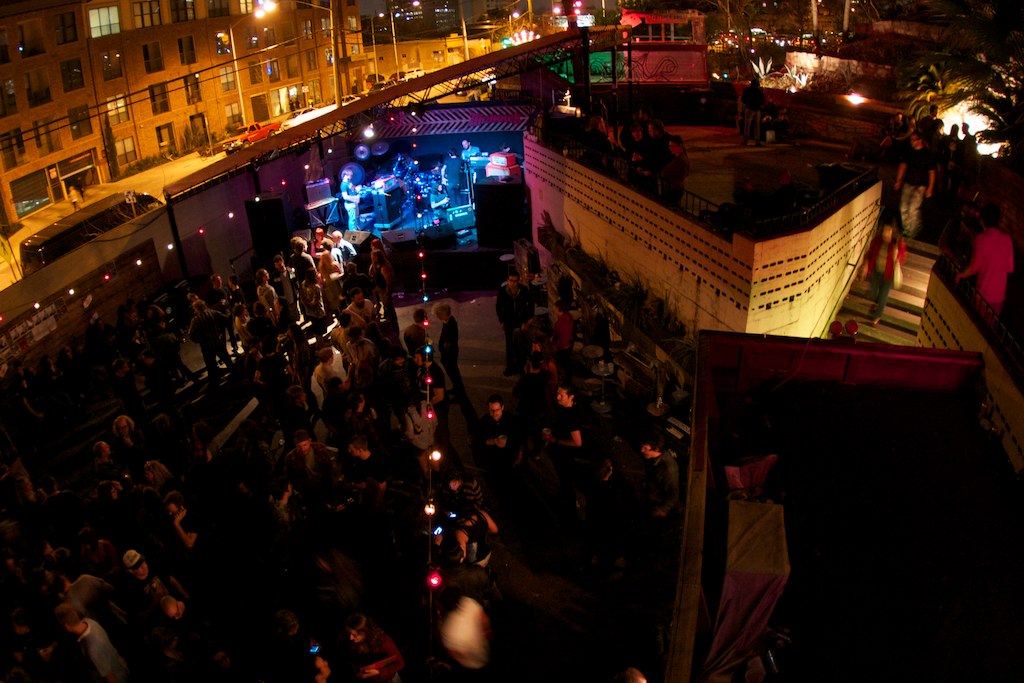 All ears on Red River as noise curfew pilot program kicks off Austin