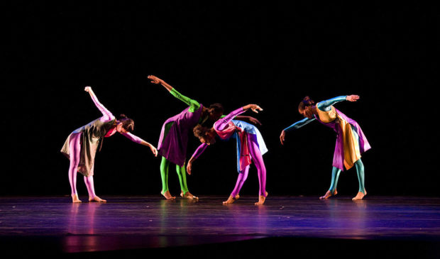 contemporary dance performance