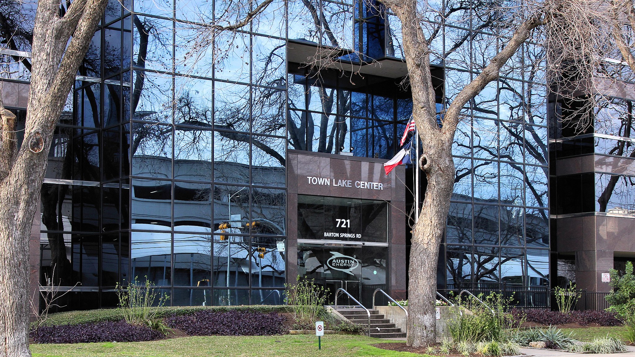 Commission supports energy rebate program change, calls for more